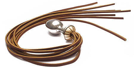 Whip bud Rosebud et martinet en cuir - Whip bud de Rosebuds