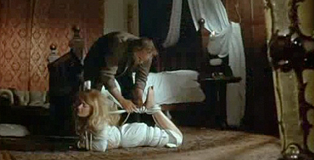 The nightcomers de Micha&euml;l Winner - extrait 1