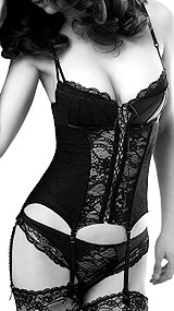 gu&ecirc;pi&egrave;re Lise Charmel chez Jolis-Dessous
