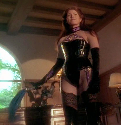 Dana Delany dans Exit to Eden Dana Delany dans Exit to Eden