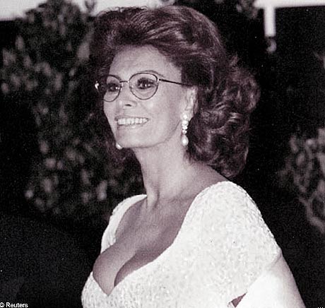 Portrait récent de Sophia Loren Portrait récent de Sophia Loren
