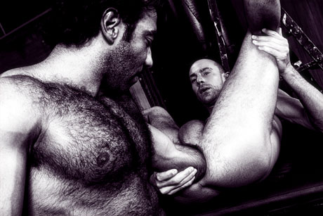 fist anal homo profond fist fucking anal homo et profond