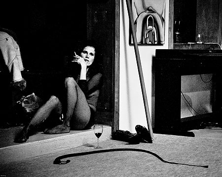Dominatrice apr&egrave;s la s&eacute;ance - photo &copy; Jean-Fabien