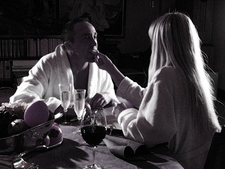 couple &agrave; table 