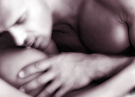 pr&eacute;liminaires et excitation des seins 