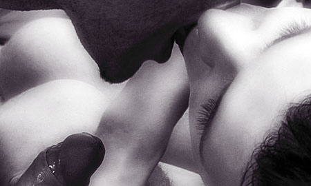 baiser entre homosexuels 