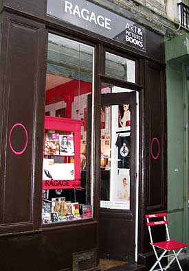 La librairie Ragage - 14 rue Deguerry &agrave; Paris 11&egrave;me